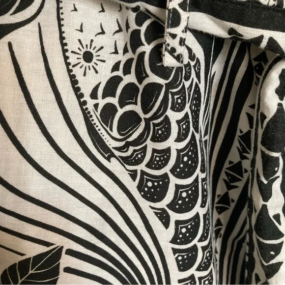 NEW FARM Rio Off-White Monochrome Elegance Scarf Romper Black White Size L